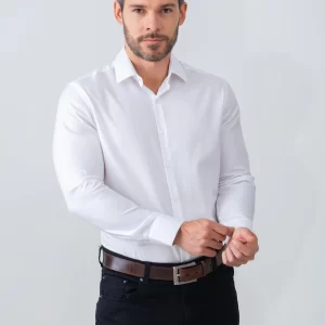 Camisa blanca básica para hombre